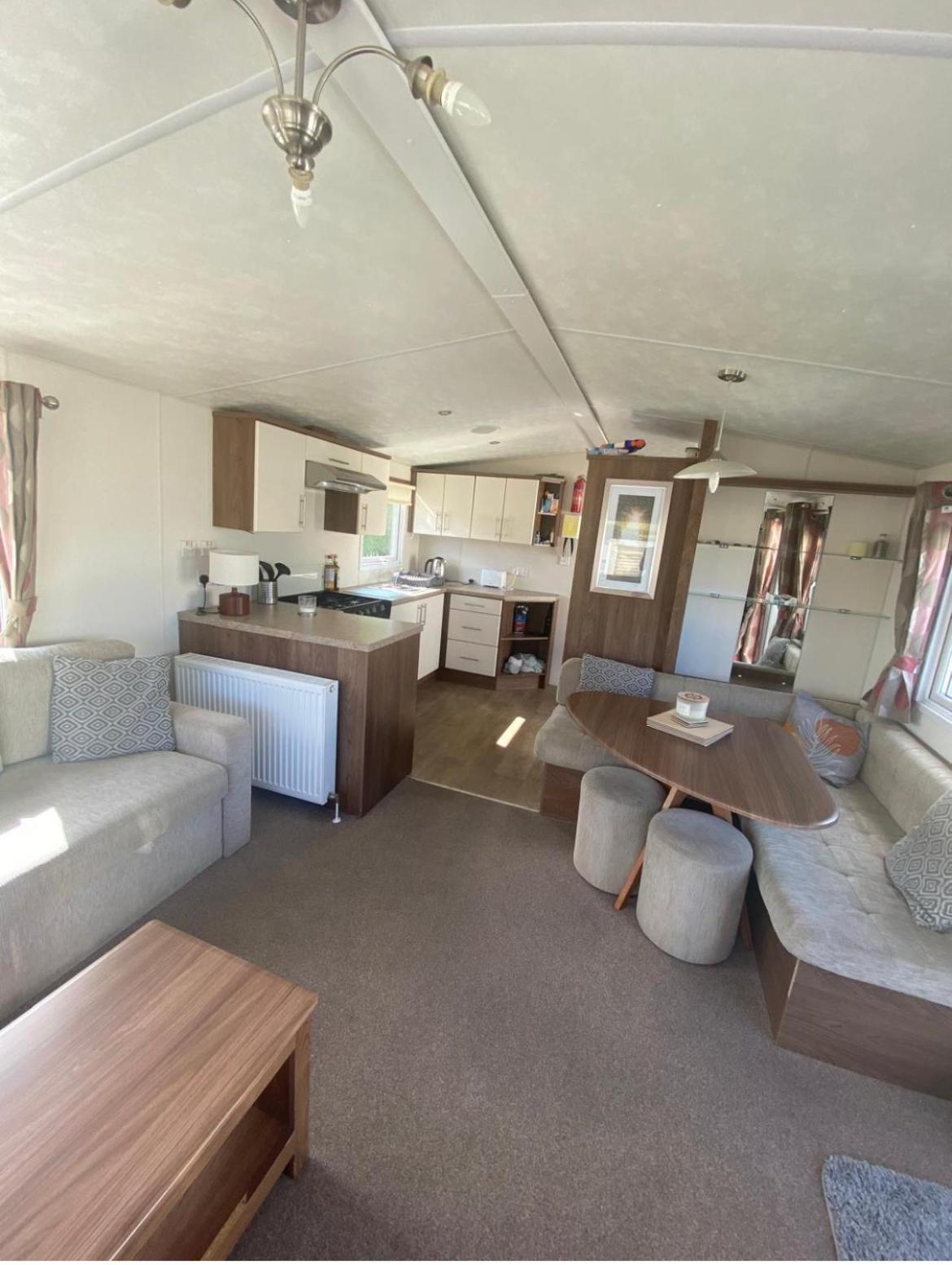 Modern 2017 Model Delta Sienna Static Caravan In Clarach Bay Villa Aberystwyth Exterior photo