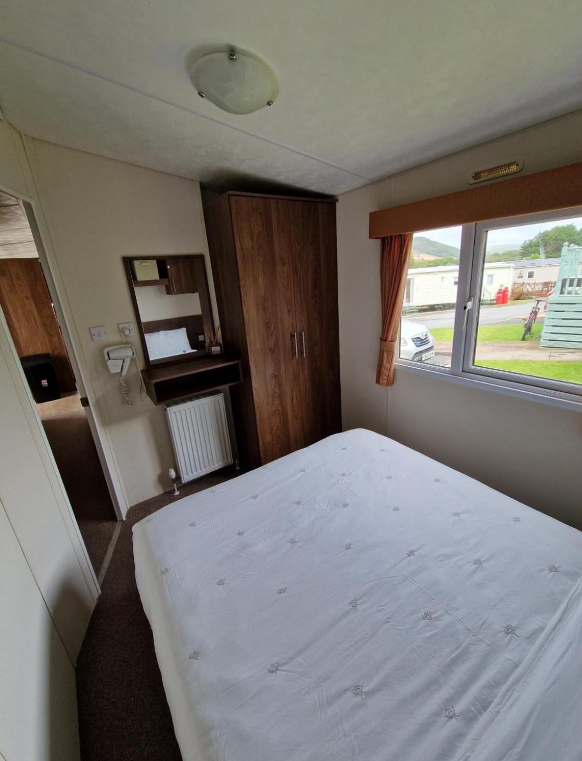 Modern 2017 Model Delta Sienna Static Caravan In Clarach Bay Villa Aberystwyth Exterior photo